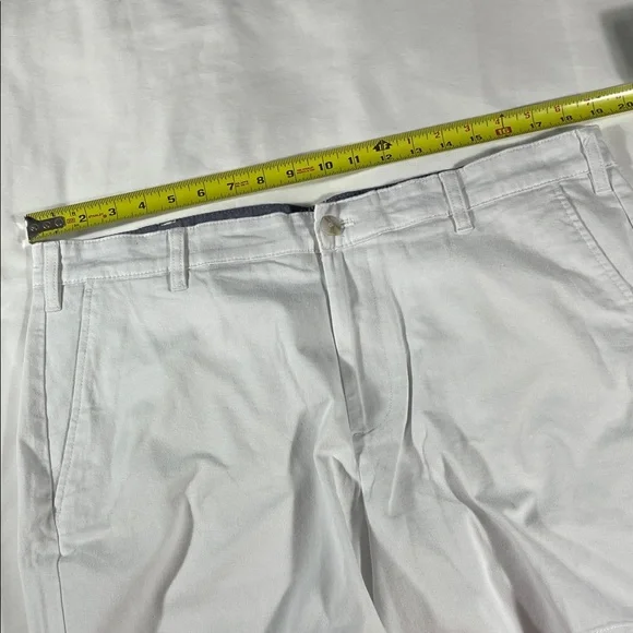 Nautica mens white NauticaFlex Classic flat front 6" chino shorts - size 36 - Picture 12 of 12